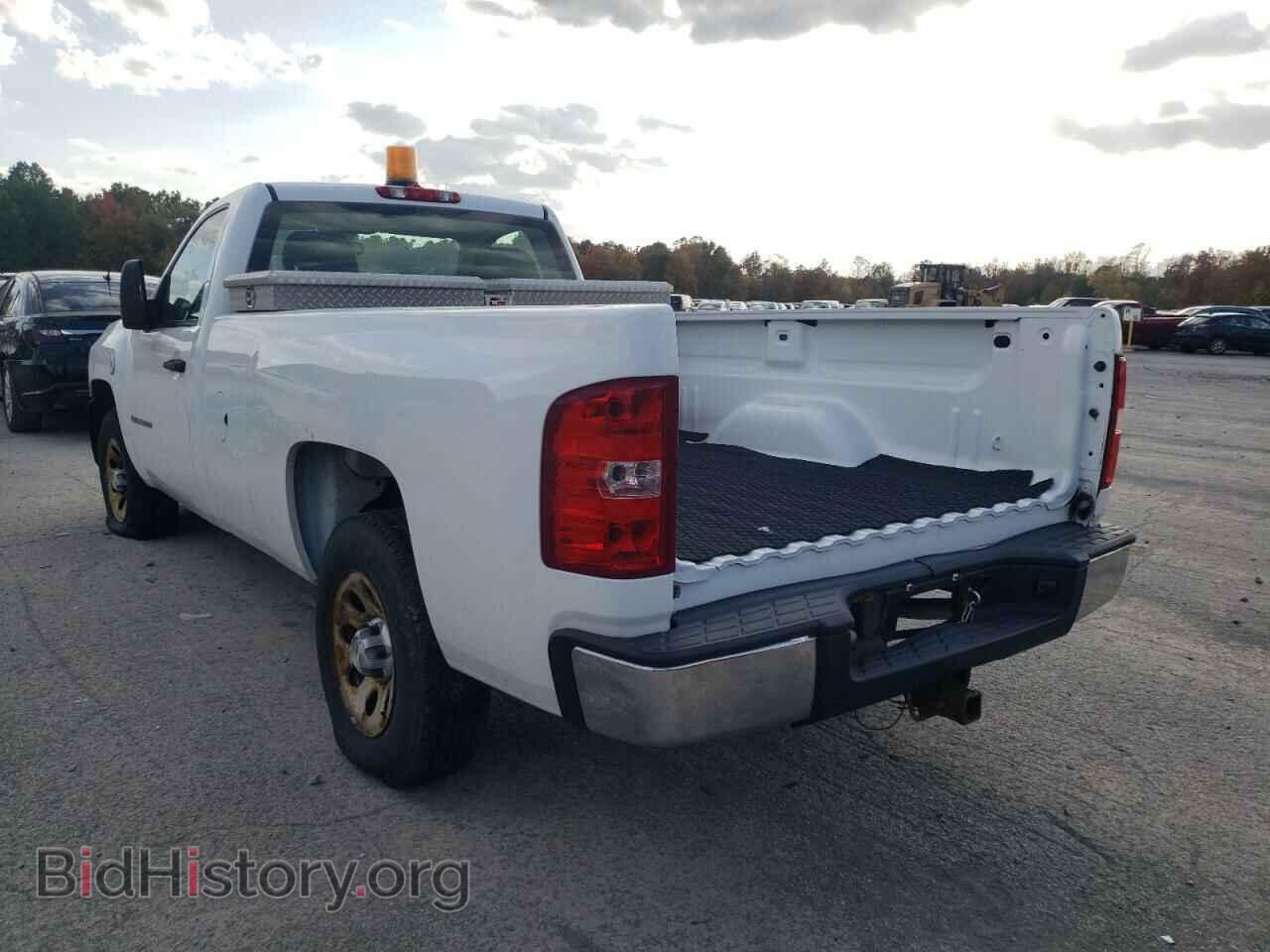 2008 CHEVROLET SILVERADO - VIN: 1GCEC14068E213904 - Фото 3