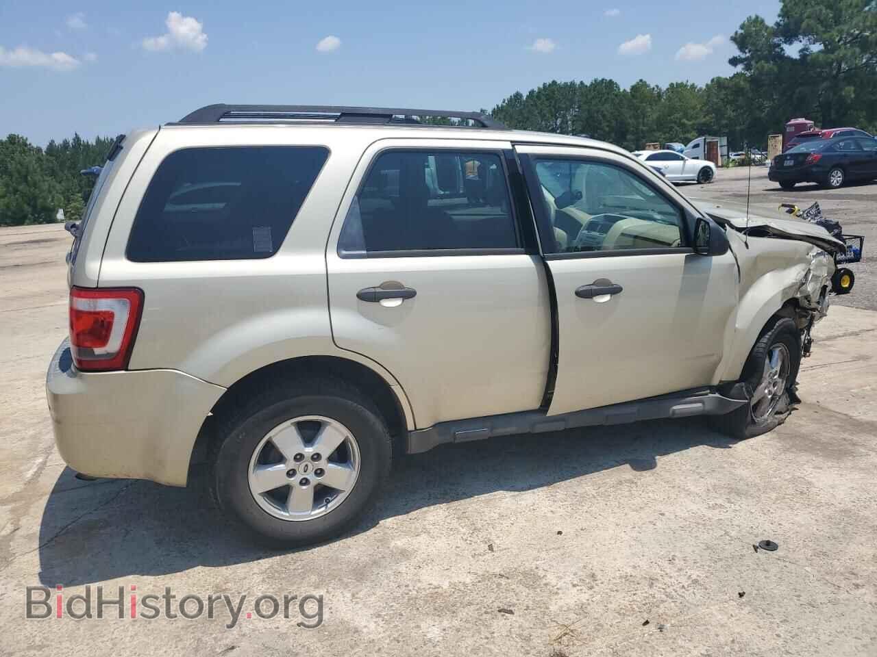 2011 FORD ESCAPE - VIN: 1FMCU0D78BKB35481 - Фото 3