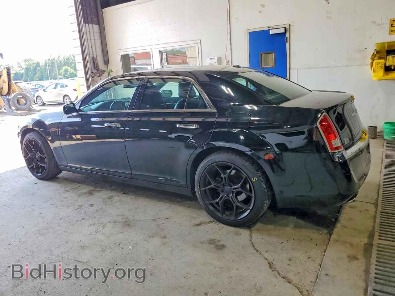2012 CHRYSLER 300 - VIN: 2C3CCACG3CH122388 - Photo 2