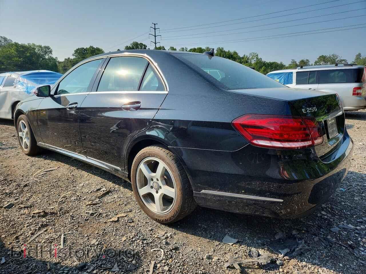 2014 MERCEDES-BENZ E-CLASS - VIN: WDDHF9HB2EA875132 - Photo 2