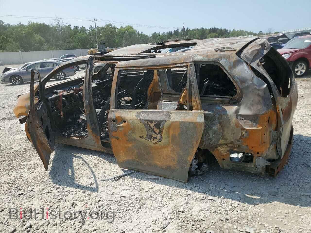 2013 TOYOTA All Models - VIN: 5TDDK3DC8DS066896 - Photo 2