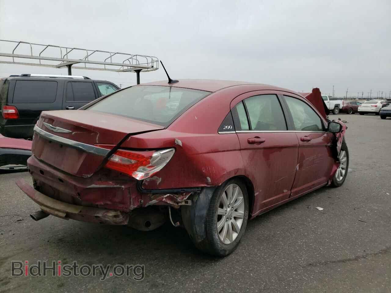 2012 CHRYSLER 200 - VIN: 1C3CCBBG6CN272266 - Фото 4
