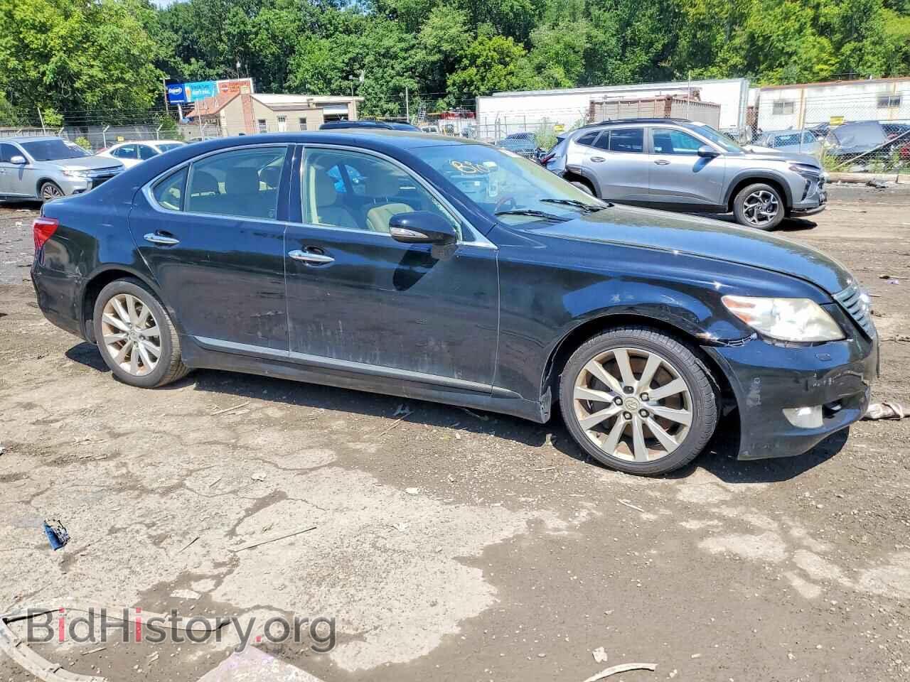 2011 LEXUS LS460 - VIN: JTHCL5EF7B5010950 - Photo 4