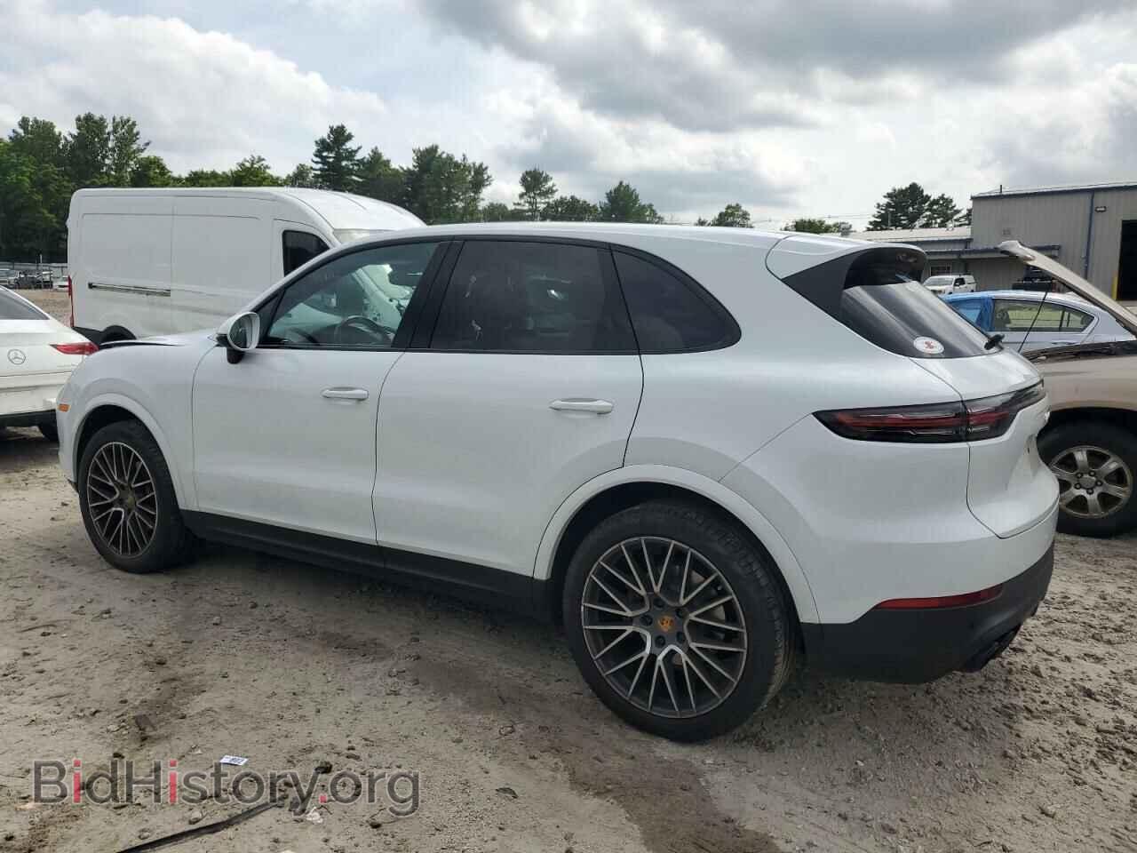 2020 PORSCHE CAYENNE - VIN: WP1AA2AY9LDA10457 - Photo 2