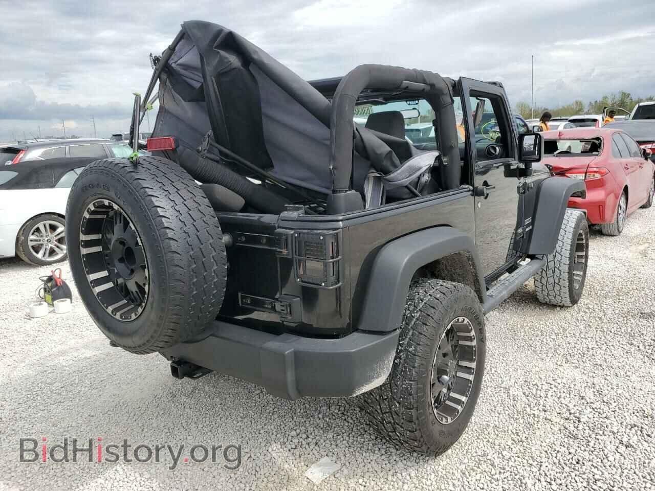 2011 JEEP WRANGLER - VIN: 1J4AA2D1XBL602173 - Фото 4