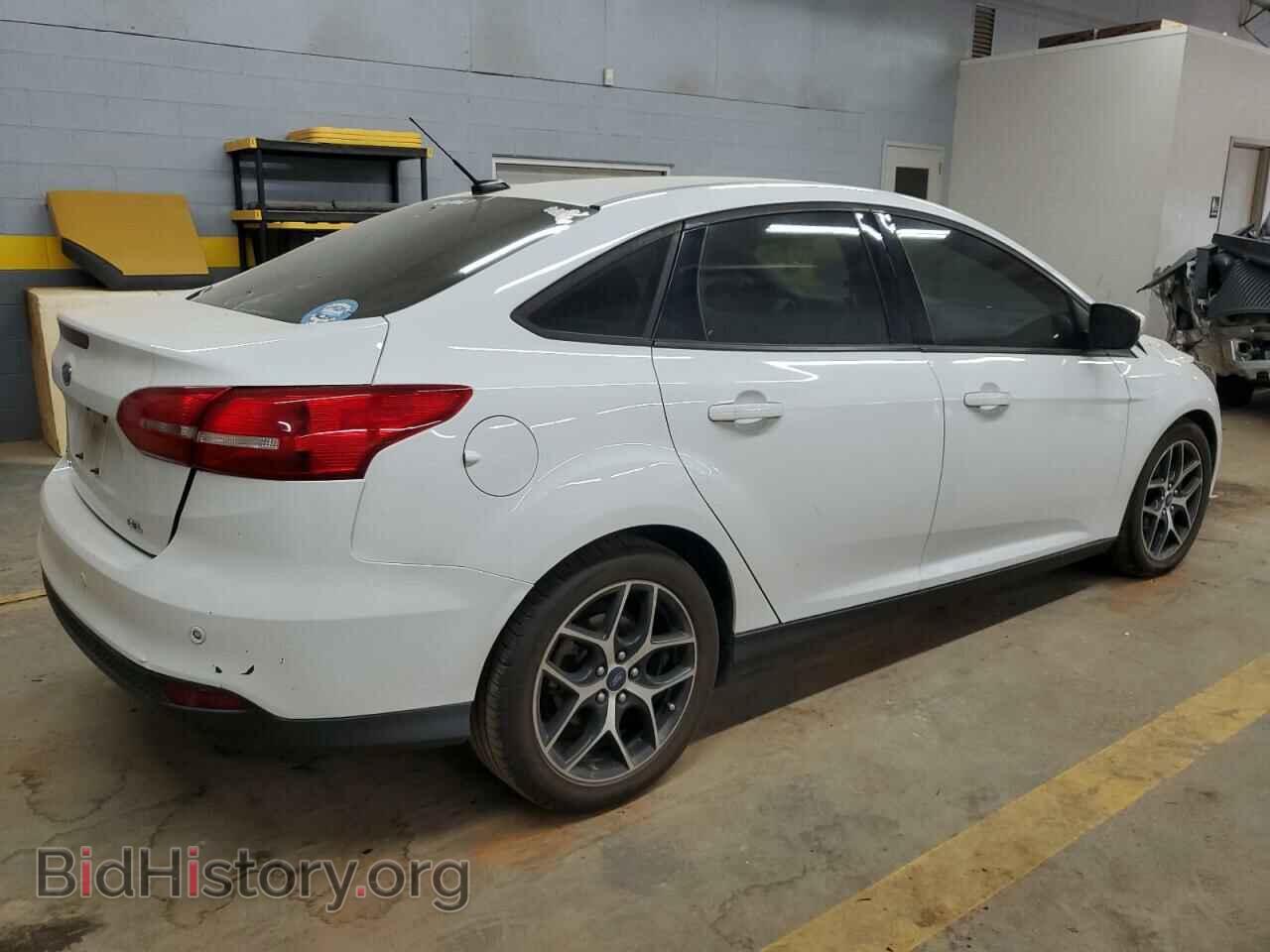 2017 FORD FOCUS - VIN: 1FADP3H26HL251822 - Фото 3