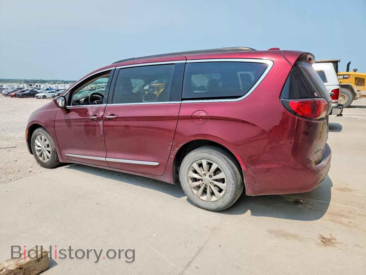 2017 CHRYSLER PACIFICA - VIN: 2C4RC1BG1HR720245 - Photo 2