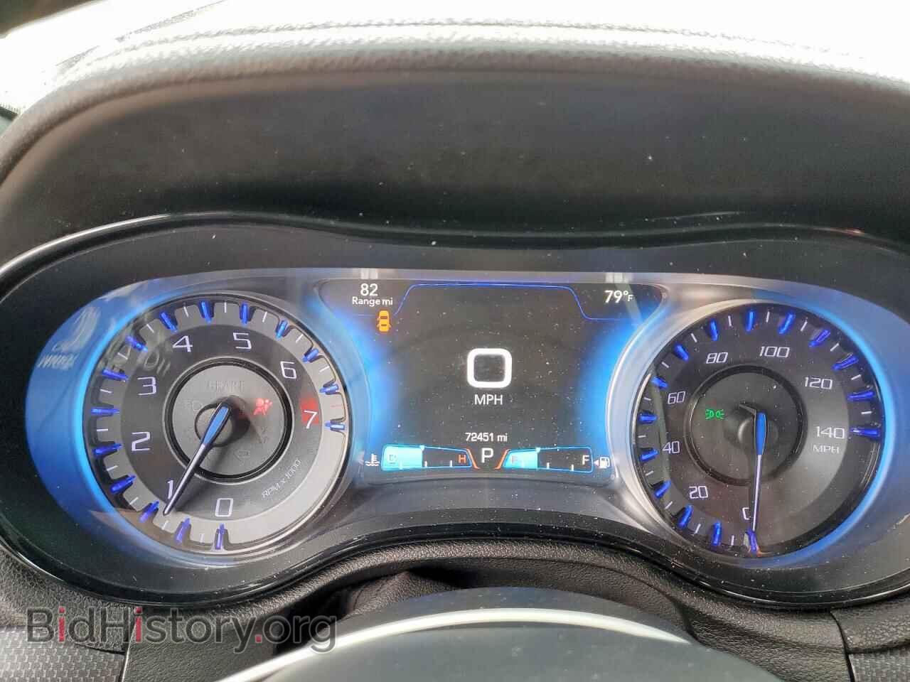 2015 CHRYSLER 300 - VIN: 2C3CCABG8FH797224 - Фото 9