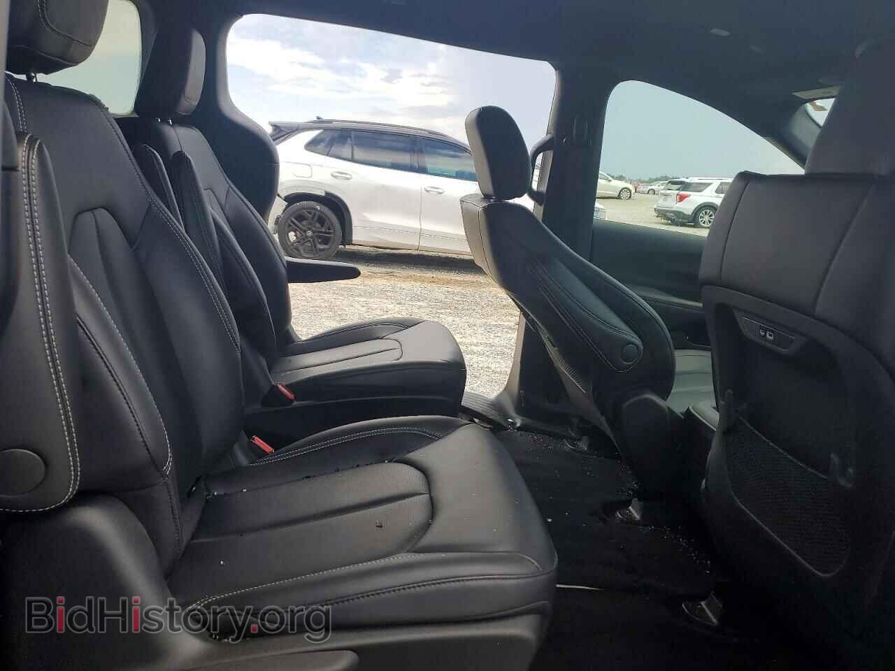 2025 CHRYSLER PACIFICA - VIN: 2C4RC1S73SR536092 - Photo 11