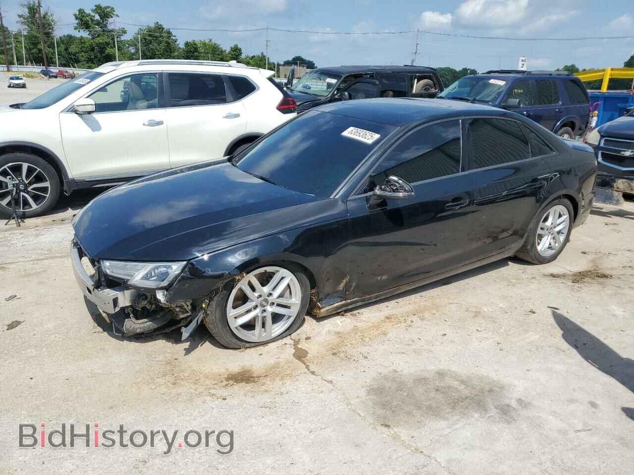 Photo WAUGNAF44HN058799 - AUDI A4 2017