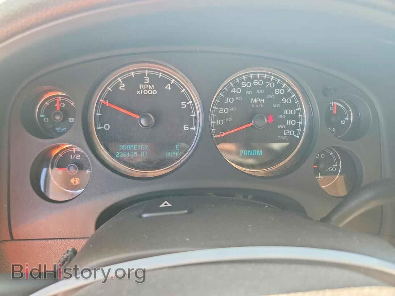 2011 GMC YUKON - VIN: 1GKS2MEF6BR241054 - Photo 9
