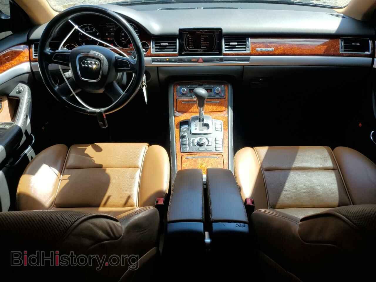 2010 AUDI A8 - VIN: WAURVAFAXAN009675 - Photo 8