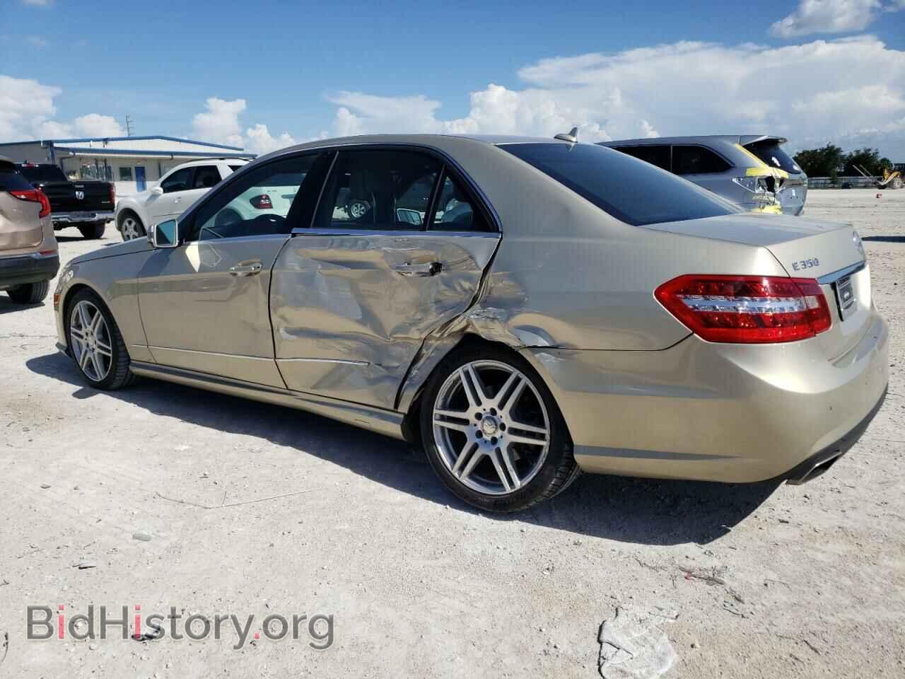 2010 MERCEDES-BENZ E-CLASS - VIN: WDDHF5GB0AA105192 - Фото 2