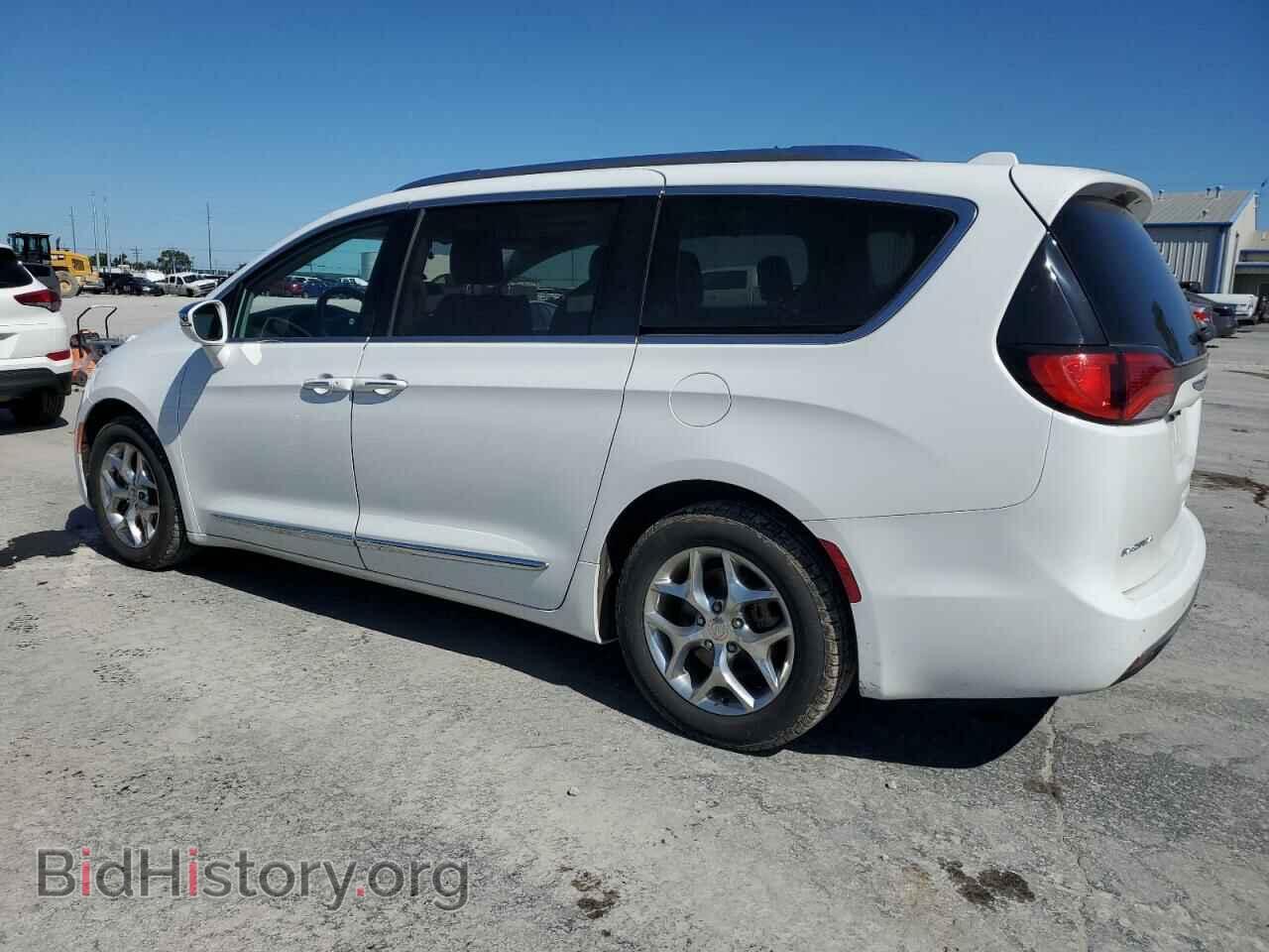 2018 CHRYSLER PACIFICA - VIN: 2C4RC1GG4JR320839 - Photo 2