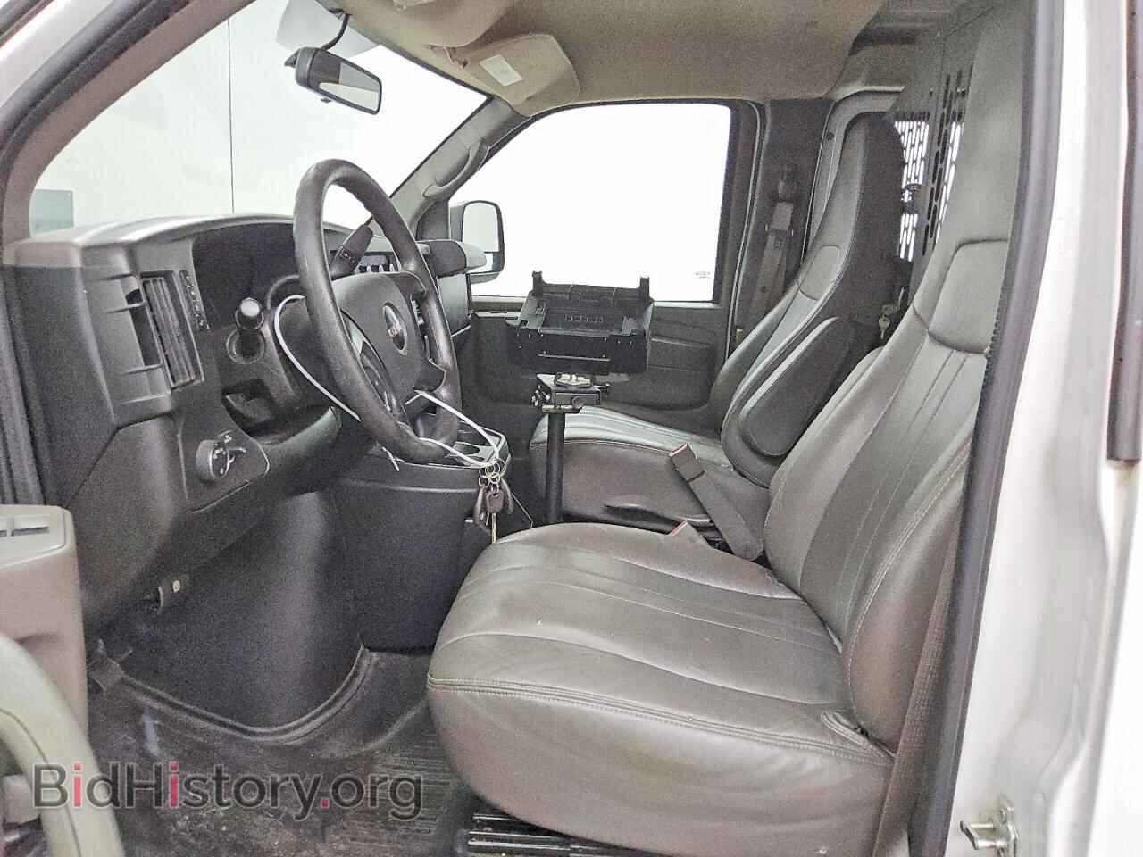 2015 GMC SAVANA - VIN: 1GTW7FCF1F1267871 - Photo 7
