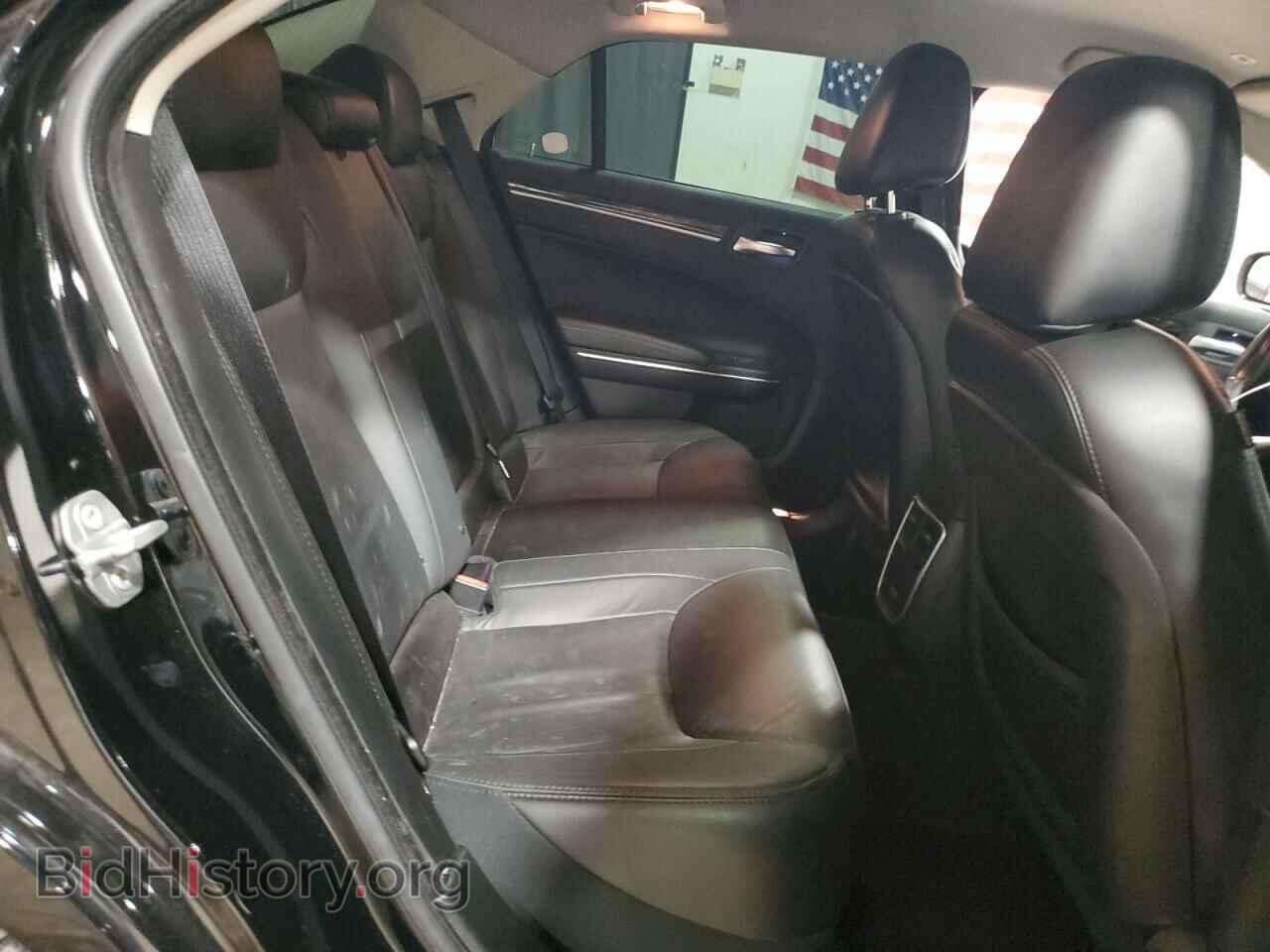 2018 CHRYSLER 300 - VIN: 2C3CCARG1JH181864 - Фото 10