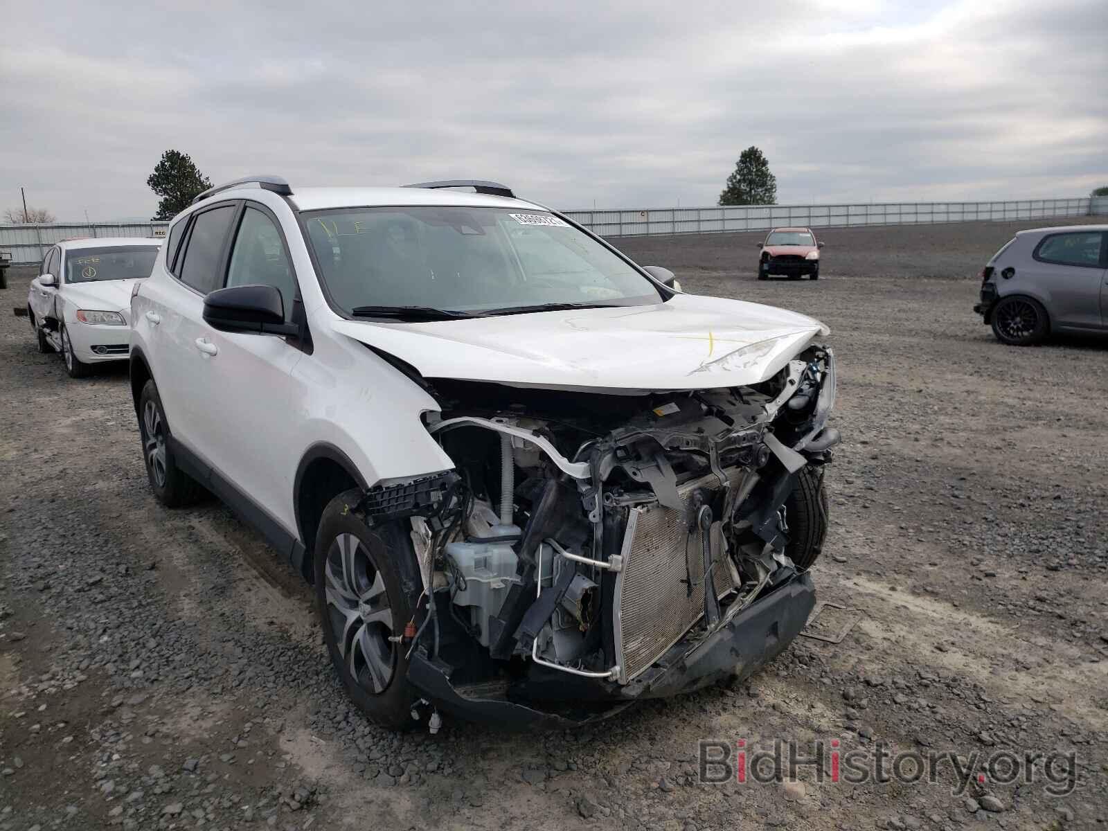 Photo 2T3BFREV9JW697780 - TOYOTA RAV4 2018