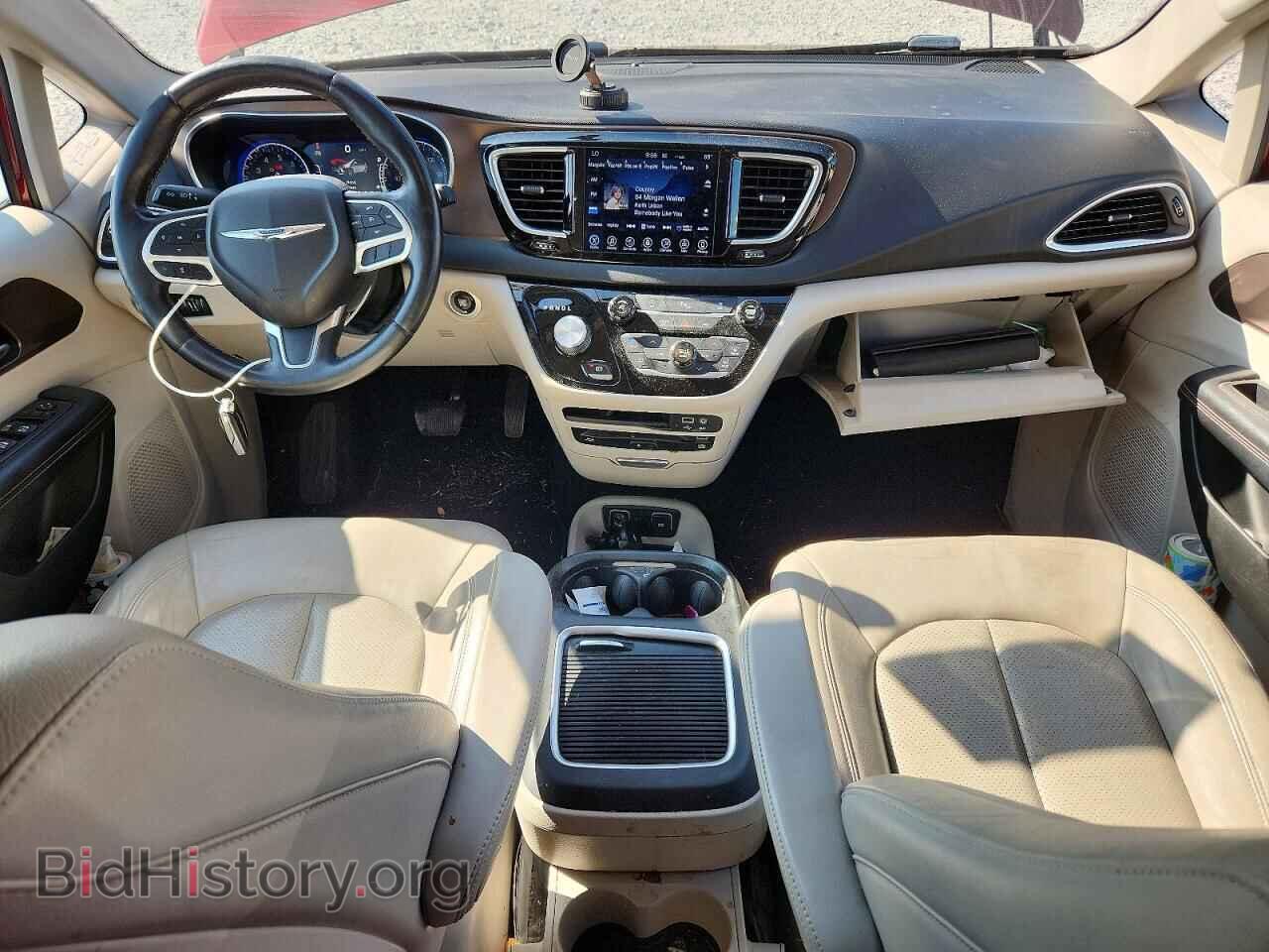2017 CHRYSLER PACIFICA - VIN: 2C4RC1EG0HR752857 - Photo 8