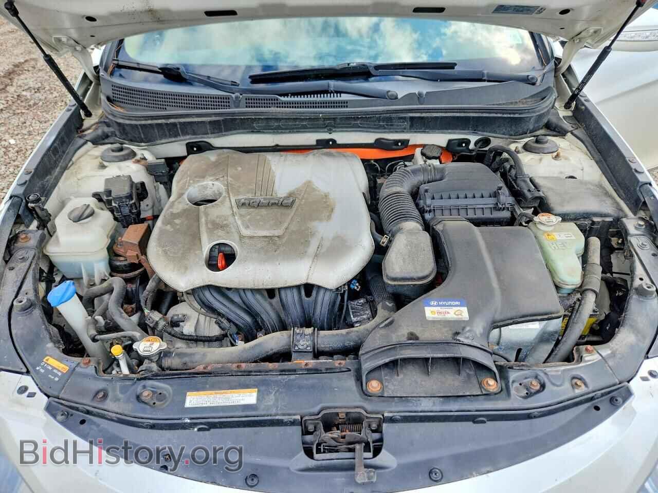 2015 HYUNDAI SONATA - VIN: KMHEC4A49FA119945 - Photo 11