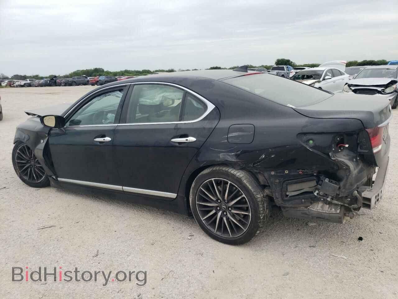 2014 LEXUS LS460 - VIN: JTHBL5EF5E5132111 - Photo 2