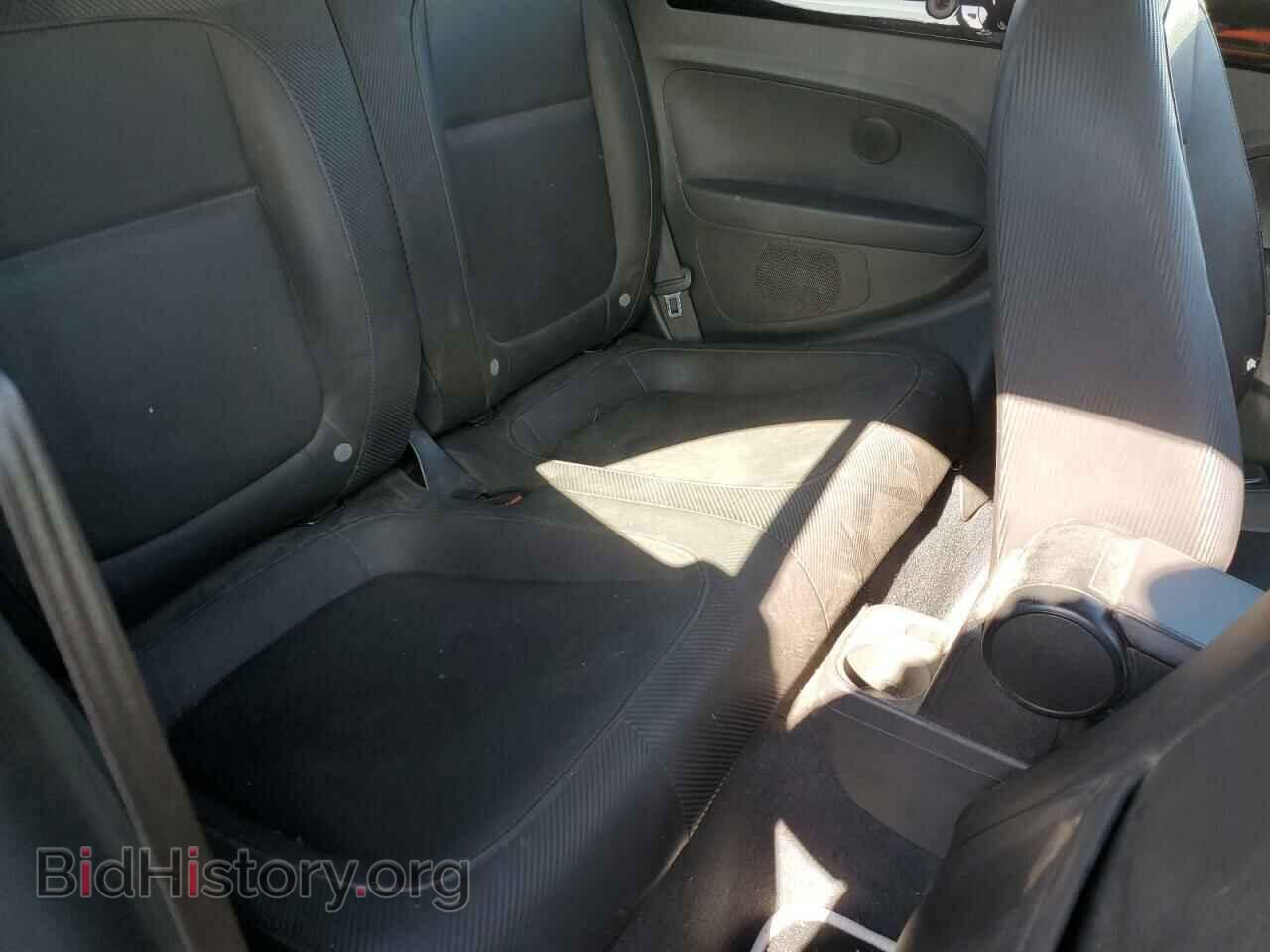 2014 VOLKSWAGEN BEETLE - VIN: 3VW5P7AT2EM805034 - Фото 6