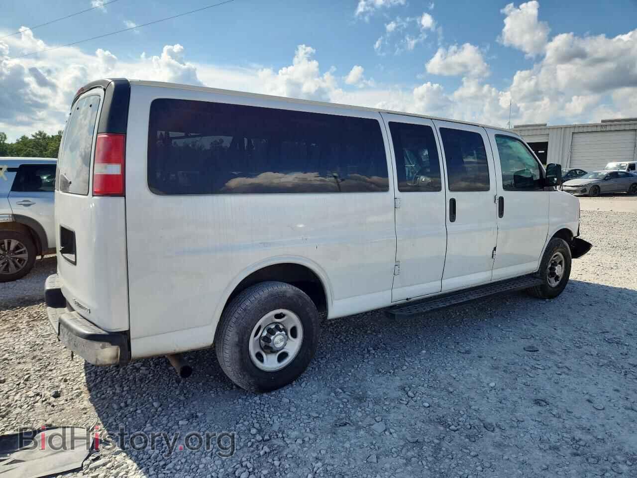 2017 CHEVROLET EXPRESS - VIN: 1GAZGPFF6H1242149 - Фото 3