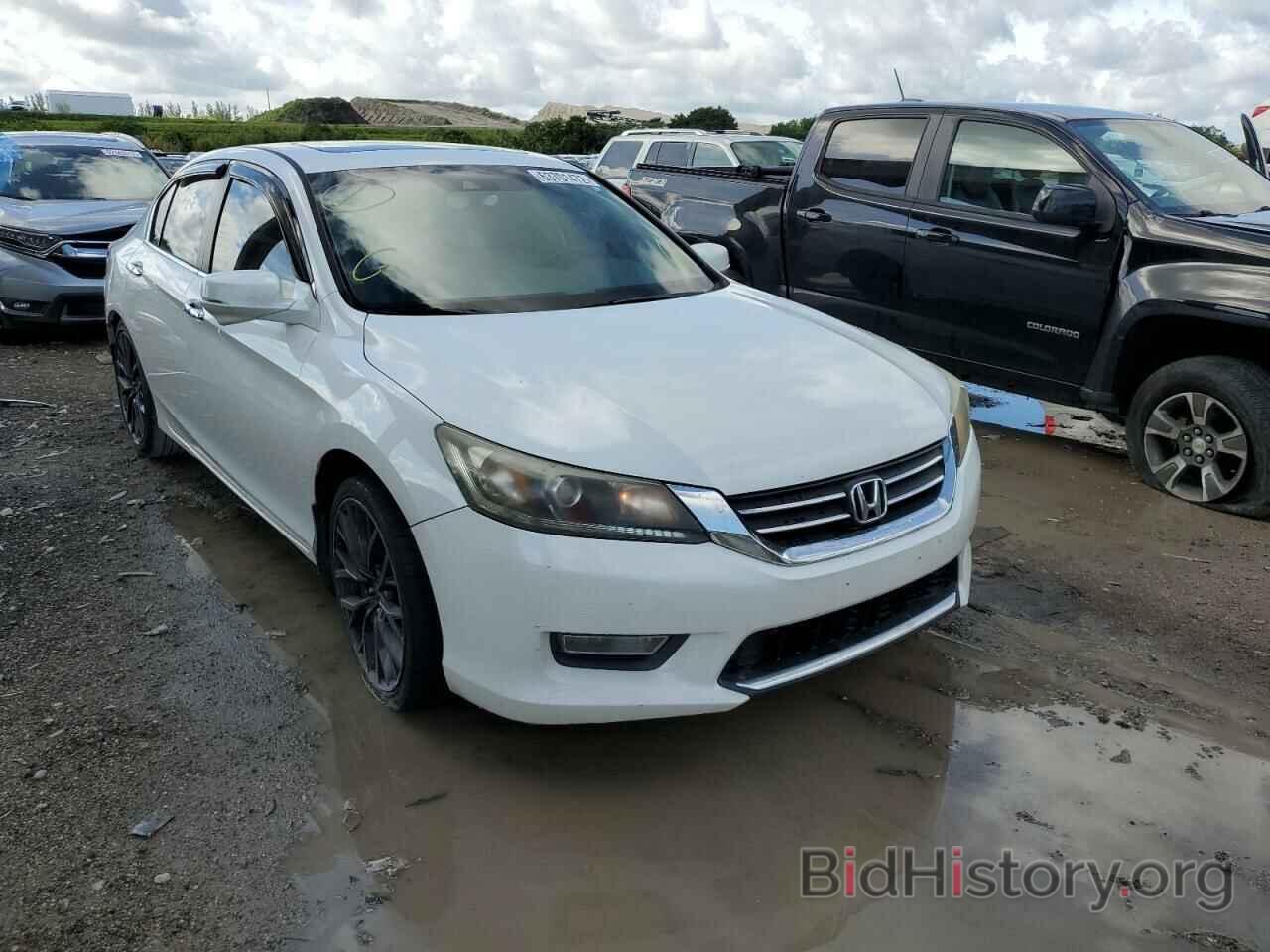 Photo 1HGCR2F88DA005668 - HONDA ACCORD 2013