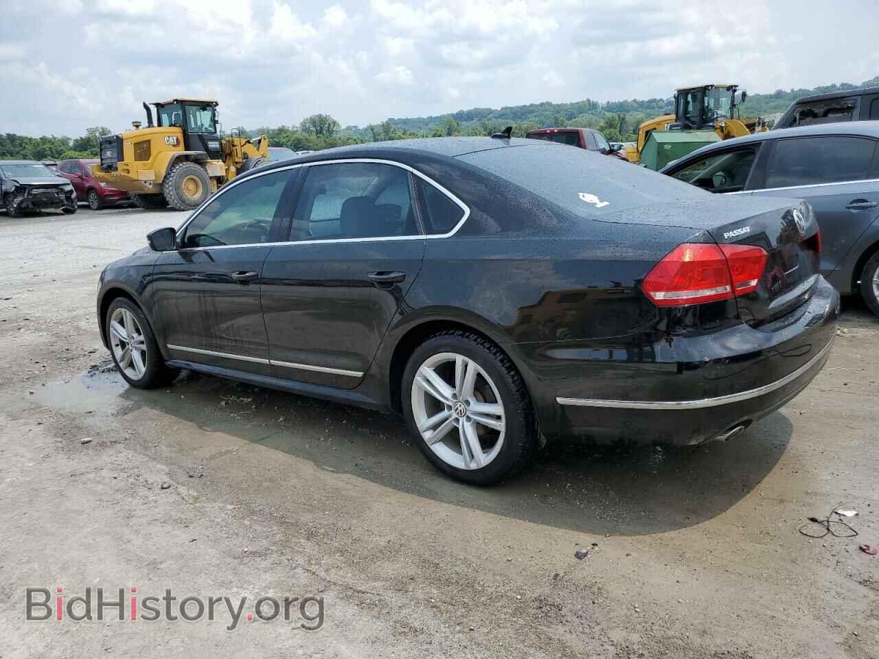 2013 VOLKSWAGEN PASSAT - VIN: 1VWCN7A33DC070948 - Фото 2