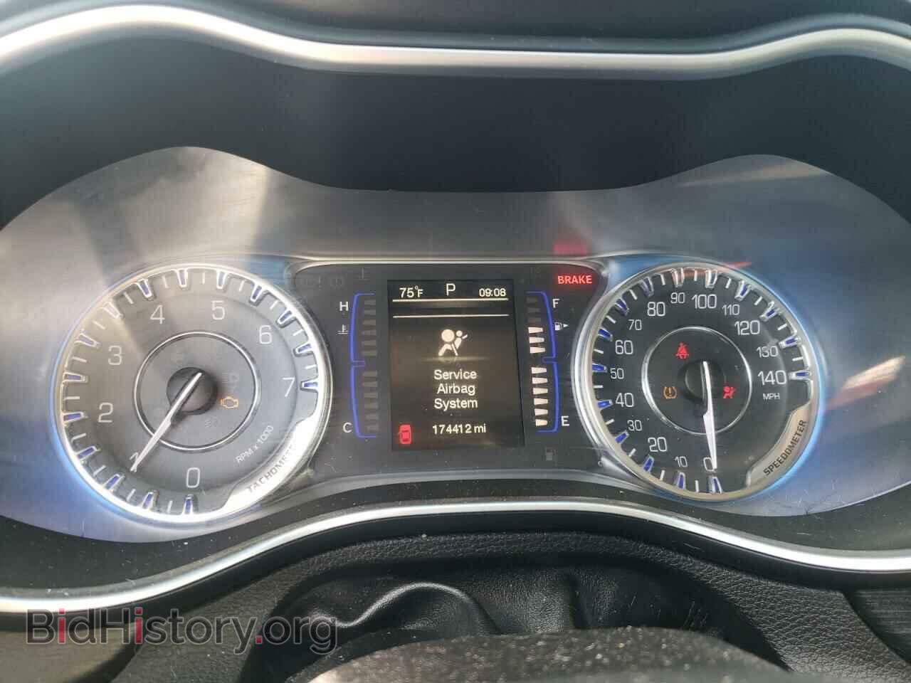 2015 CHRYSLER 200 - VIN: 1C3CCCAB5FN687109 - Фото 9