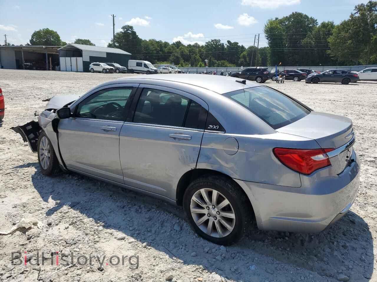 2013 CHRYSLER 200 - VIN: 1C3CCBBB8DN701901 - Фото 2