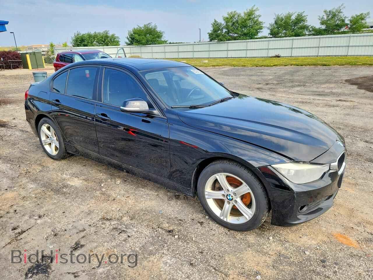 2014 BMW 3 SERIES - VIN: WBA3C3C51EF984001 - Фото 4