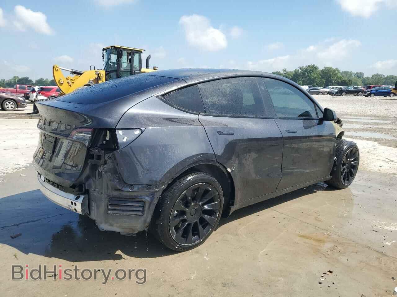2024 TESLA MODEL Y - VIN: 7SAYGDEE6RF991040 - Фото 3