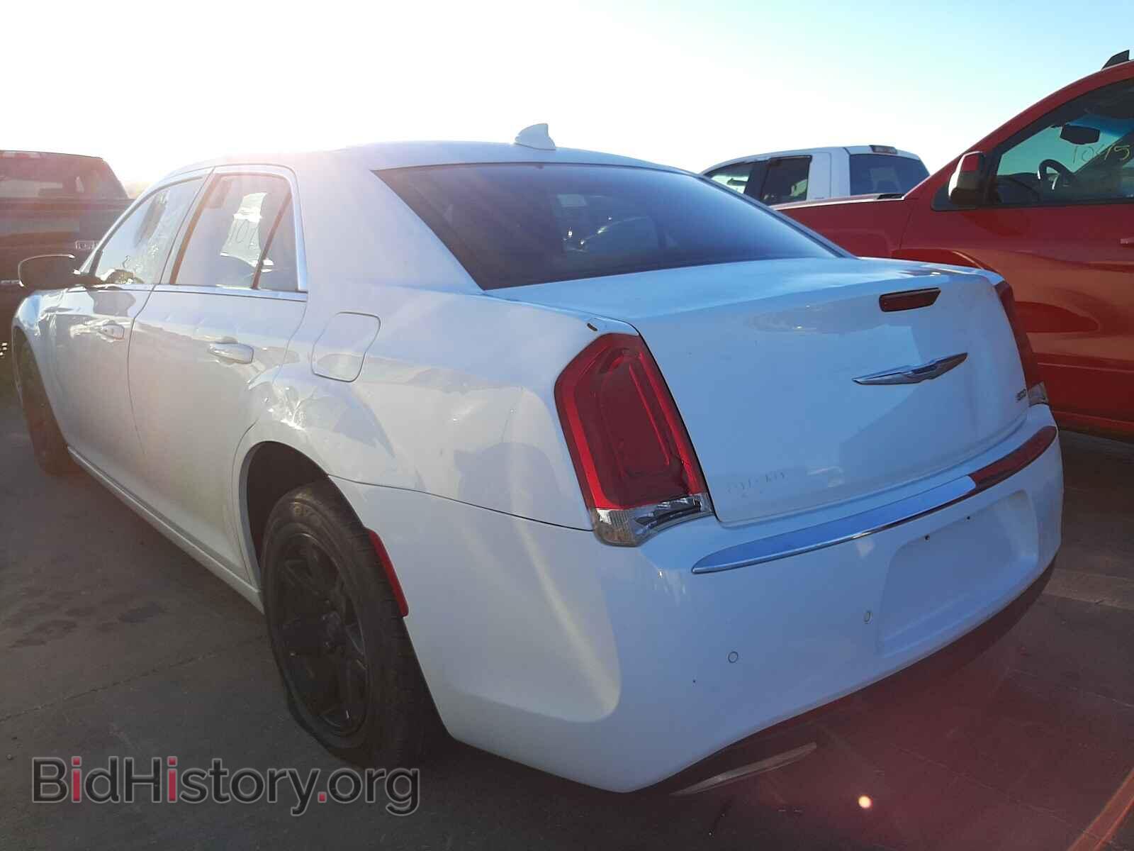 2015 CHRYSLER 300 - VIN: 2C3CCAAG8FH739552 - Фото 3
