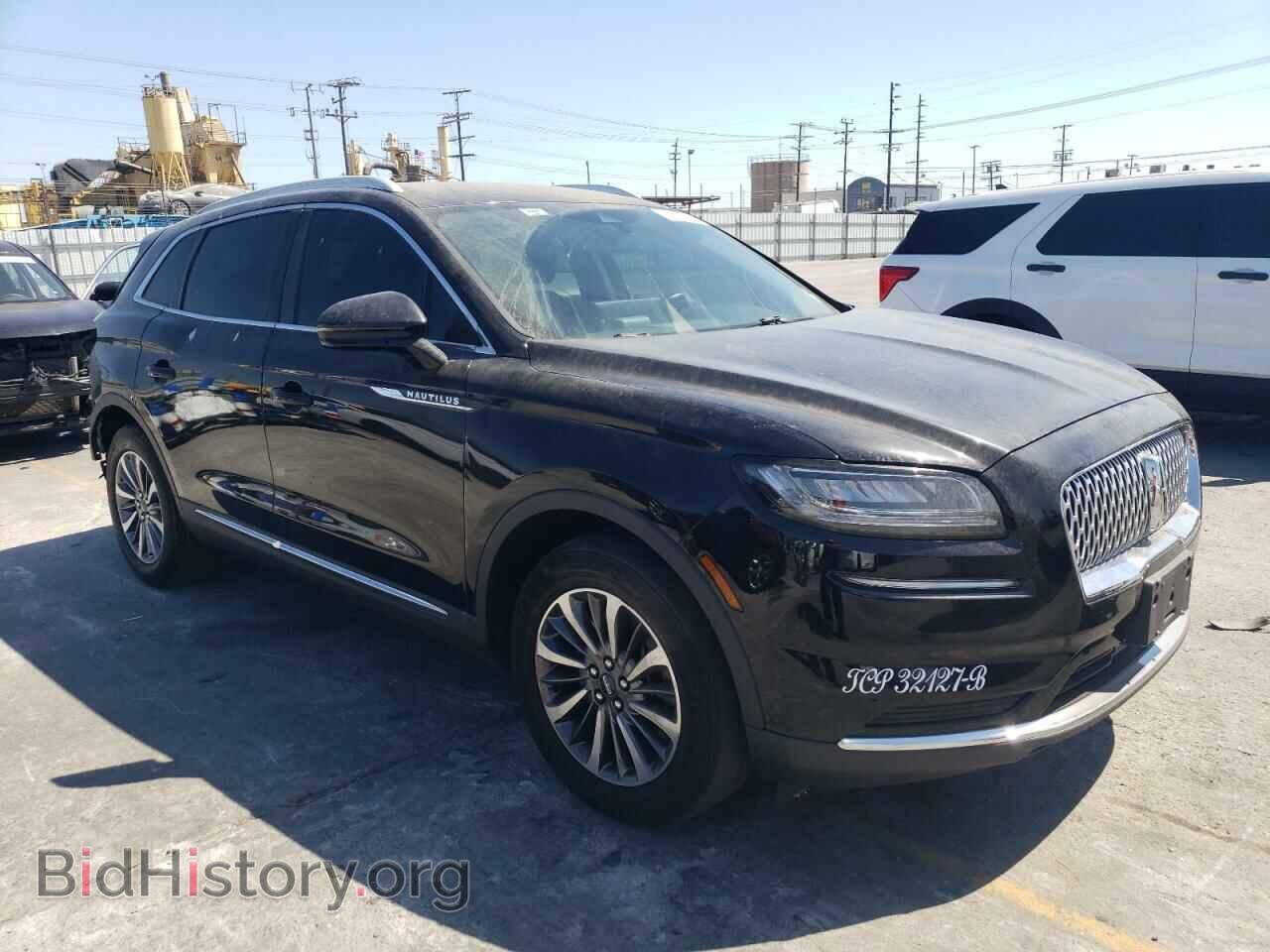 2021 LINCOLN NAUTILUS - VIN: 2LMPJ6J98MBL03821 - Photo 4