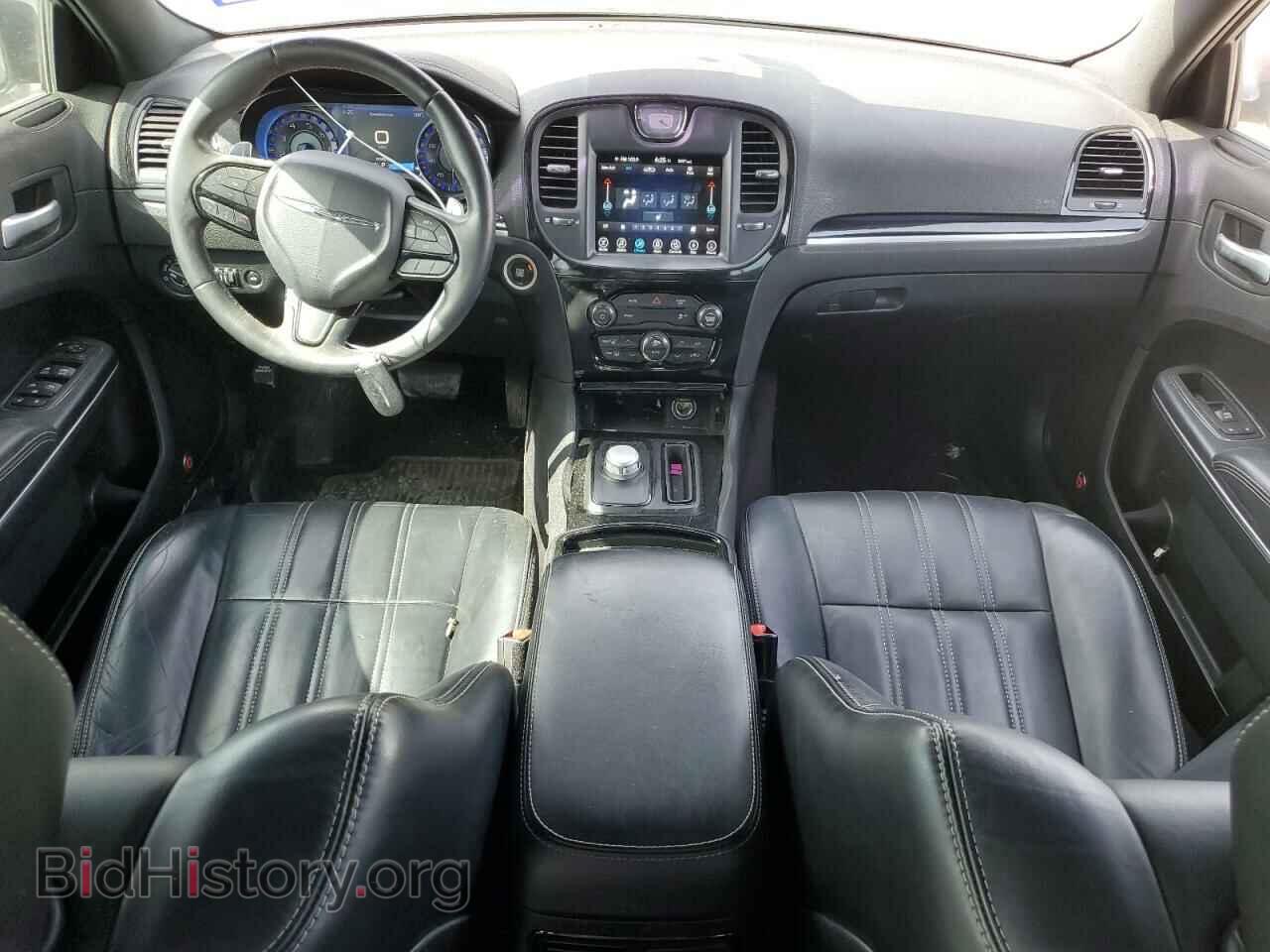 2017 CHRYSLER 300 - VIN: 2C3CCABG4HH526597 - Фото 8