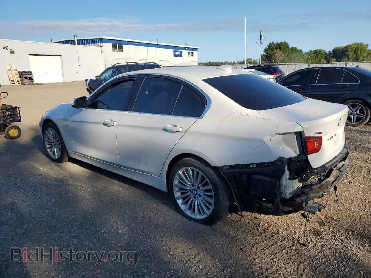 2013 BMW 3 SERIES - VIN: WBA3B3C55DF145762 - Фото 2
