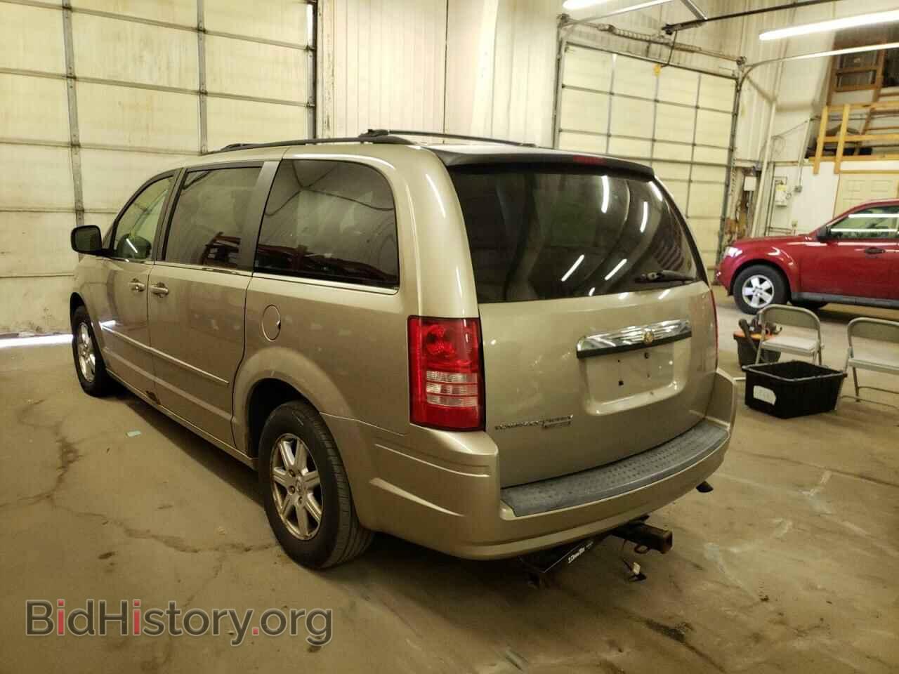 2008 CHRYSLER MINIVAN - VIN: 2A8HR54P18R833295 - Фото 3