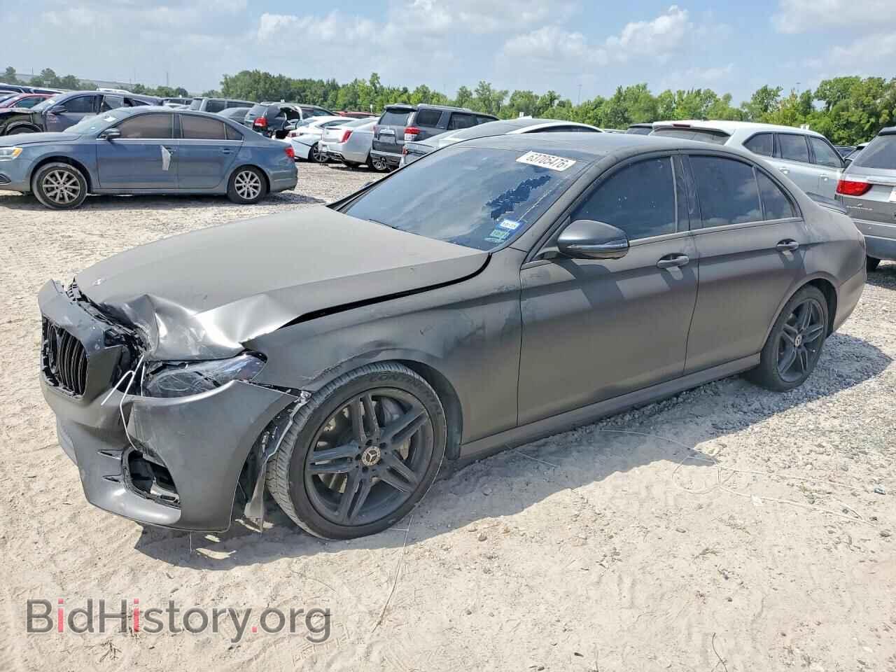 Фотография W1KZF8DB3LA836762 - MERCEDES-BENZ E-CLASS 2020