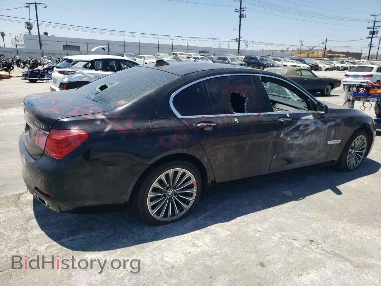 2012 BMW 7 SERIES - VIN: WBAKA4C59CDS99342 - Фото 3