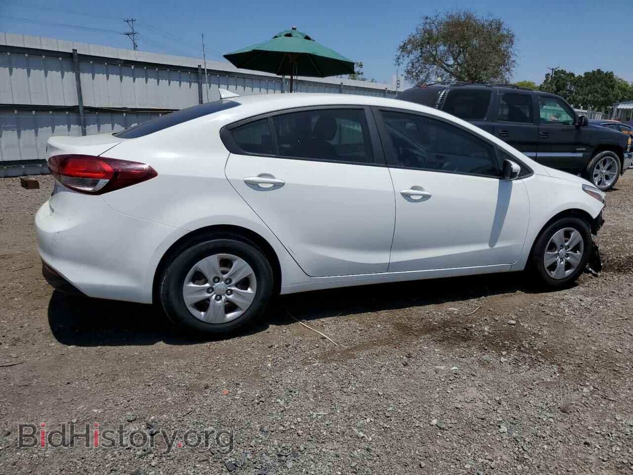 2017 KIA FORTE - VIN: 3KPFK4A75HE011893 - Фото 3