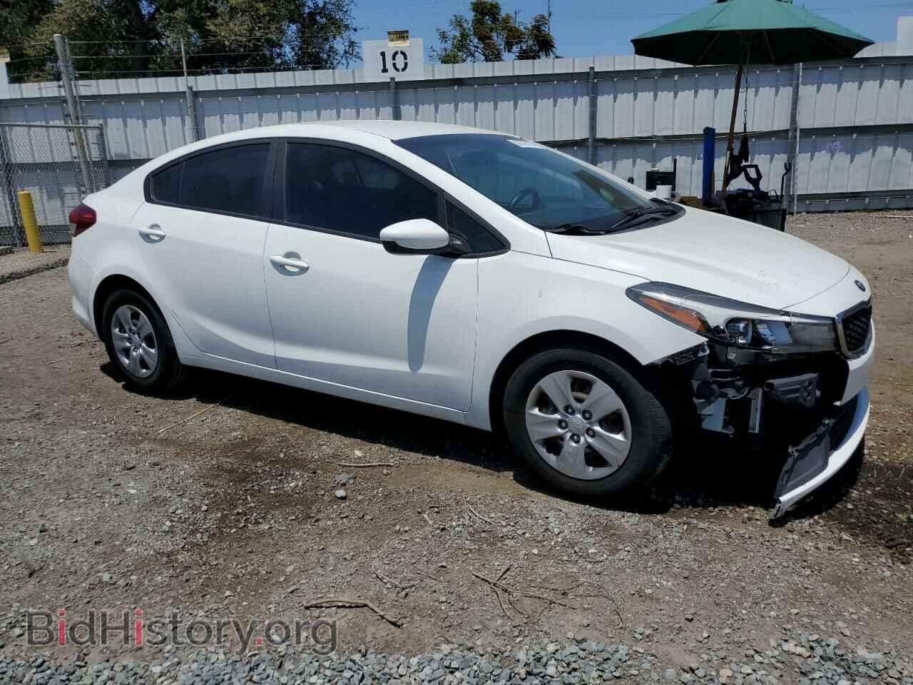 2017 KIA FORTE - VIN: 3KPFK4A75HE011893 - Фото 4