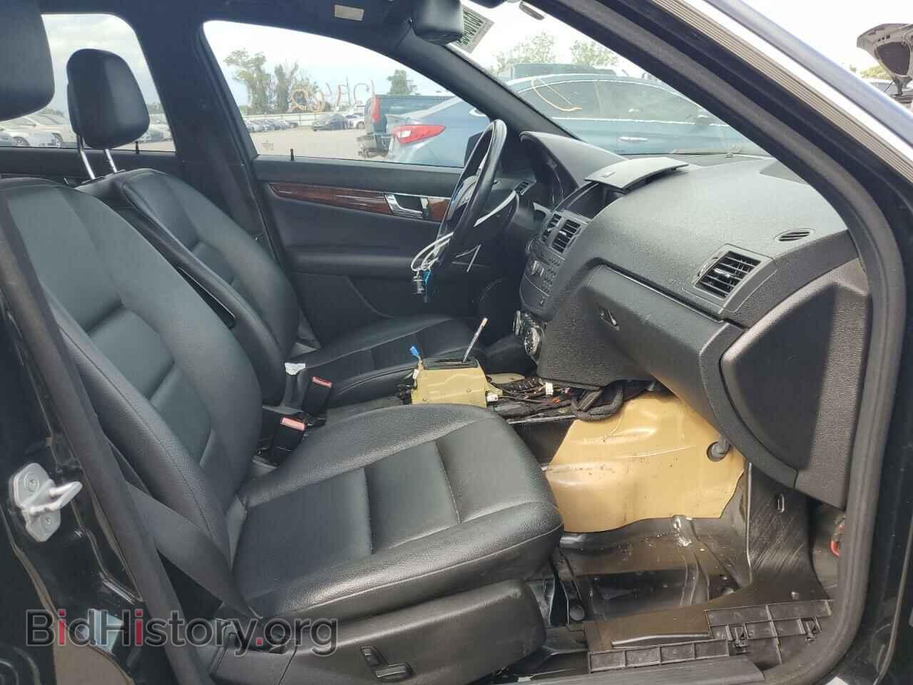 2011 MERCEDES-BENZ C-CLASS - VIN: WDDGF8BB9BR182022 - Фото 5