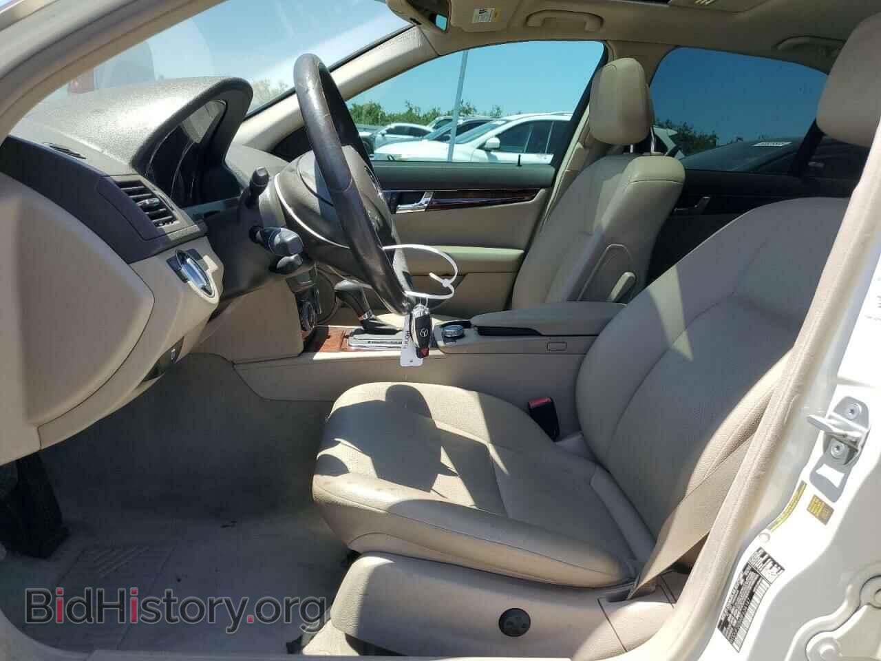 2011 MERCEDES-BENZ C-CLASS - VIN: WDDGF5EB6BF634147 - Фото 7