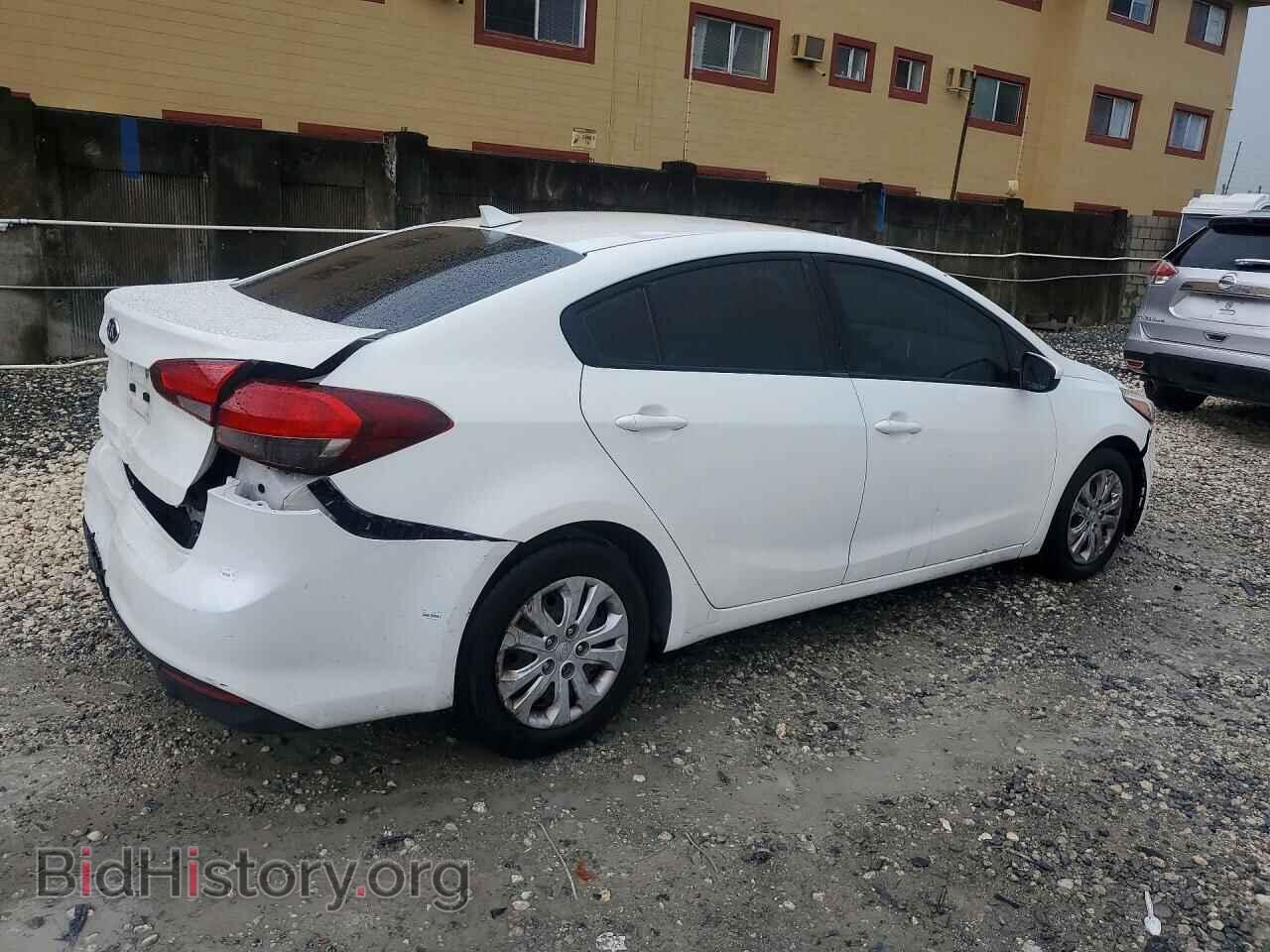 2017 KIA FORTE - VIN: 3KPFK4A75HE143164 - Photo 3