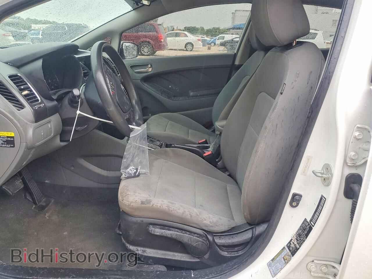 2017 KIA FORTE - VIN: 3KPFK4A75HE143164 - Photo 7