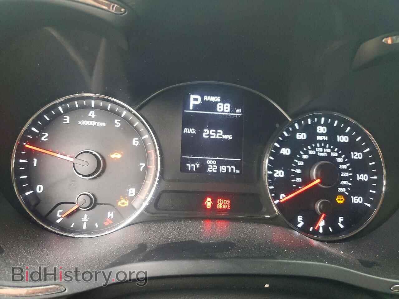 2017 KIA FORTE - VIN: 3KPFK4A75HE143164 - Photo 9