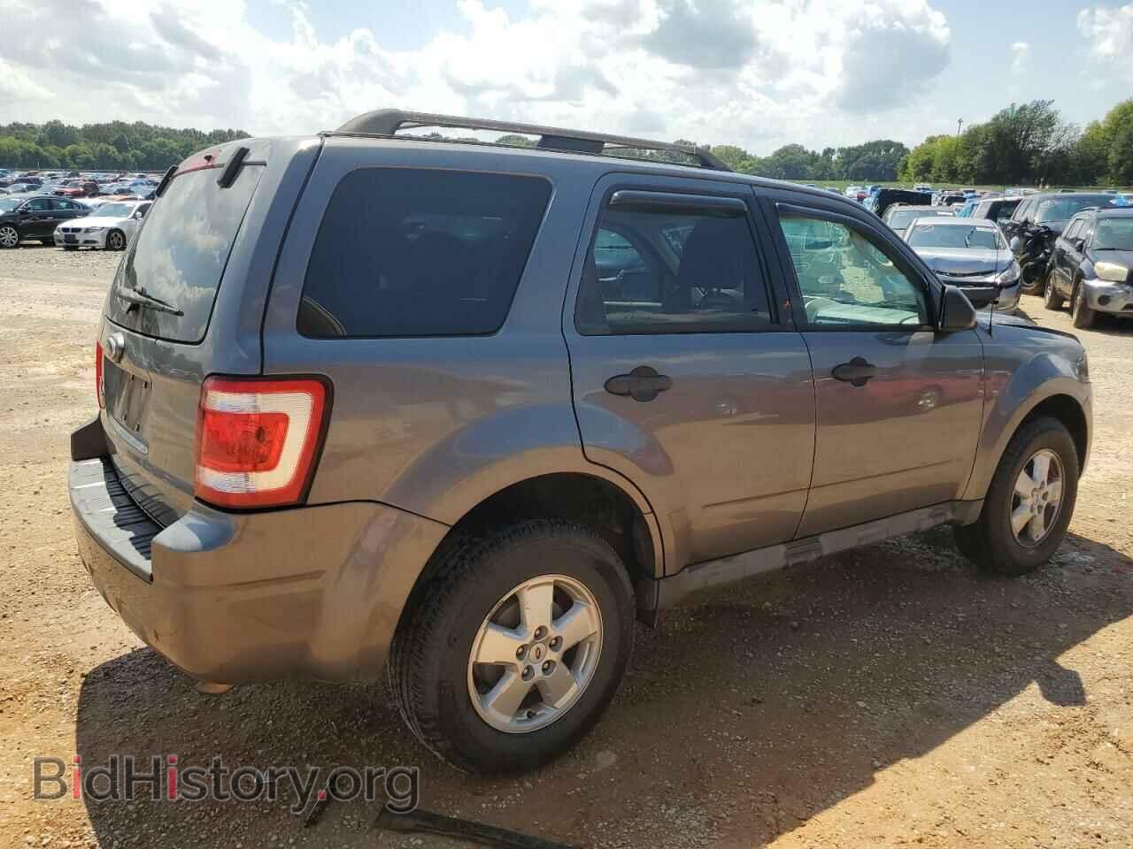 2009 FORD ESCAPE - VIN: 1FMCU03749KB27244 - Фото 3