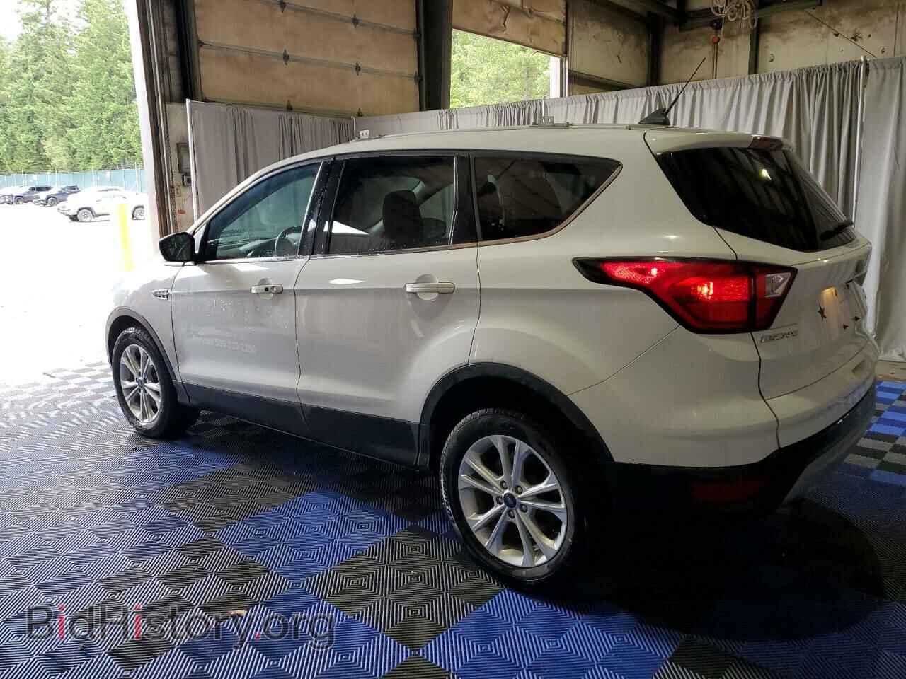 2019 FORD ESCAPE - VIN: 1FMCU9GD4KUB06120 - Фото 2