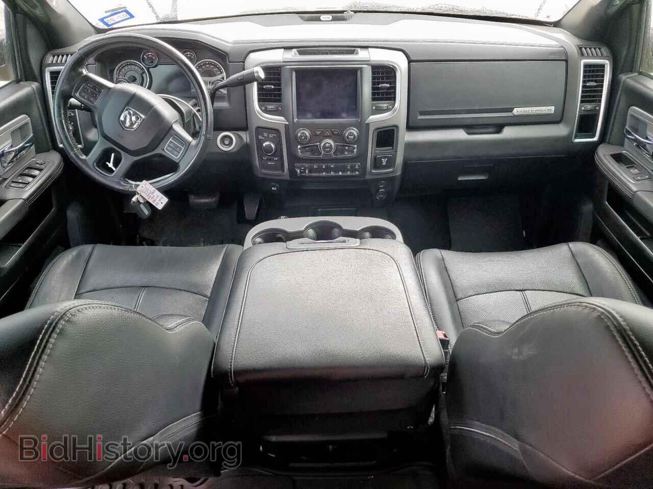 2018 RAM 2500 - VIN: 3C6TR5EJ4JG380109 - Photo 8