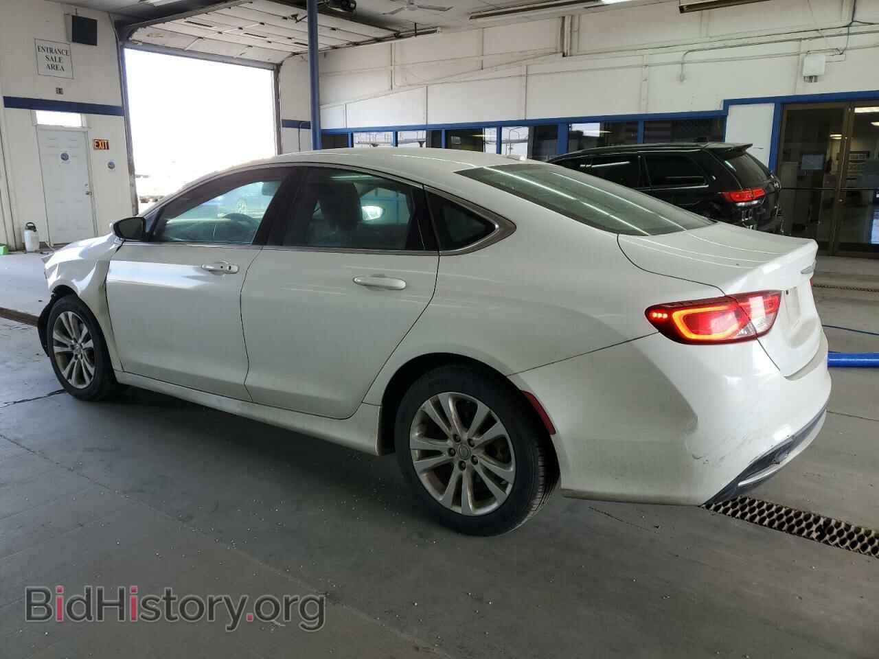 2016 CHRYSLER 200 - VIN: 1C3CCCAB5GN106614 - Фото 2